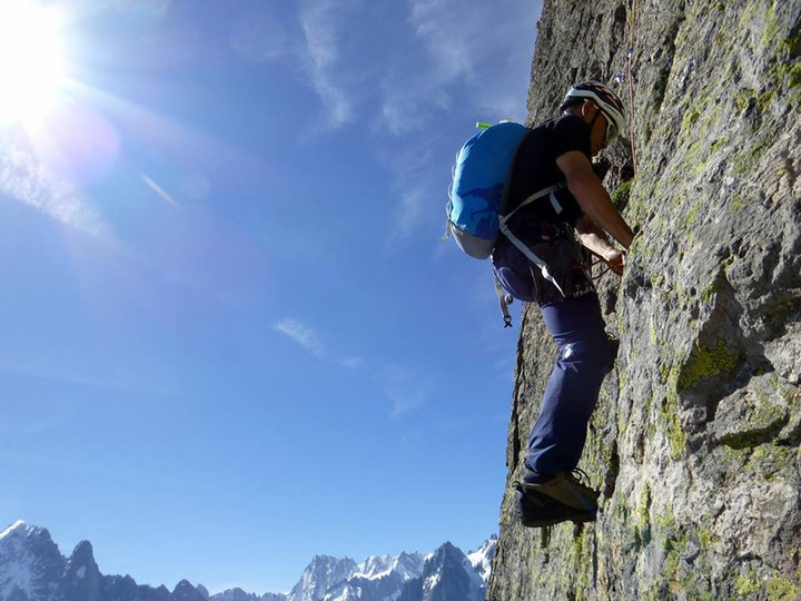 11205995_1003360246362843_892570849