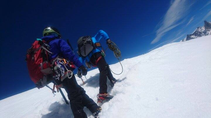 13664368_1330165510345080_115222985