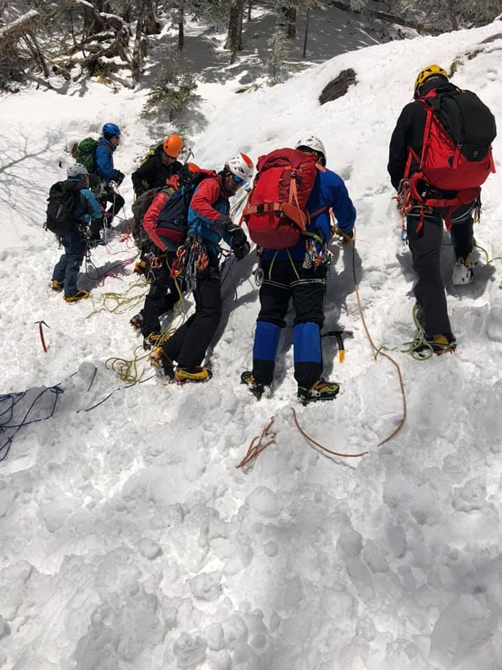 89963460_1368235716697043_223783150