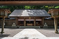 200pxamanoiwatowestshrine_287953047