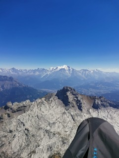 E8d097992e744fb29a5536d9ba43144f