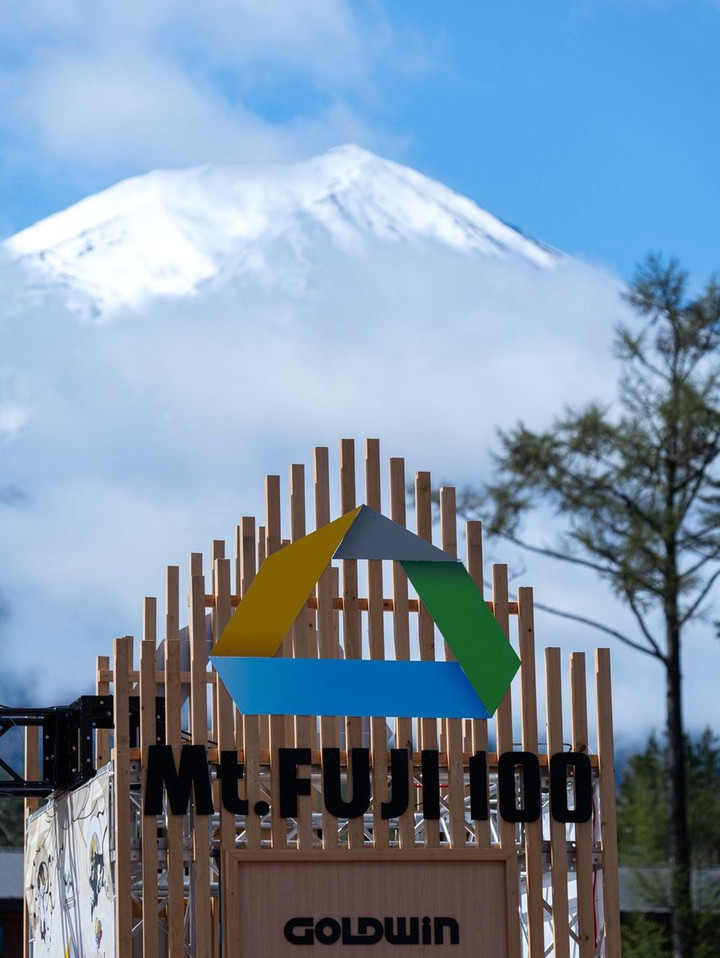 439914171_854573780045785_306507274